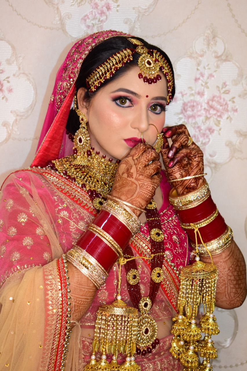 Neha Beauty Salon